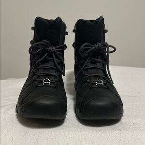 Keen Dry Waterproof TARGHEE  Hiking Boots ! MENS 8.5